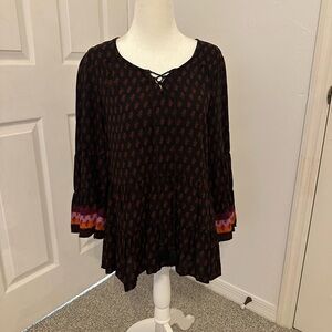 Mudd Black Floral Peasant Tunic with Pink and Orange Cuff Detail
